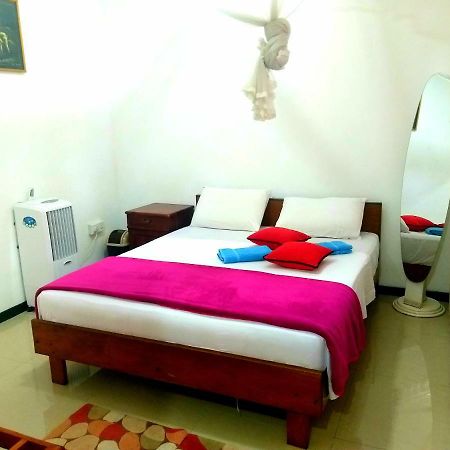59B Rest Inn Ела Екстериор снимка