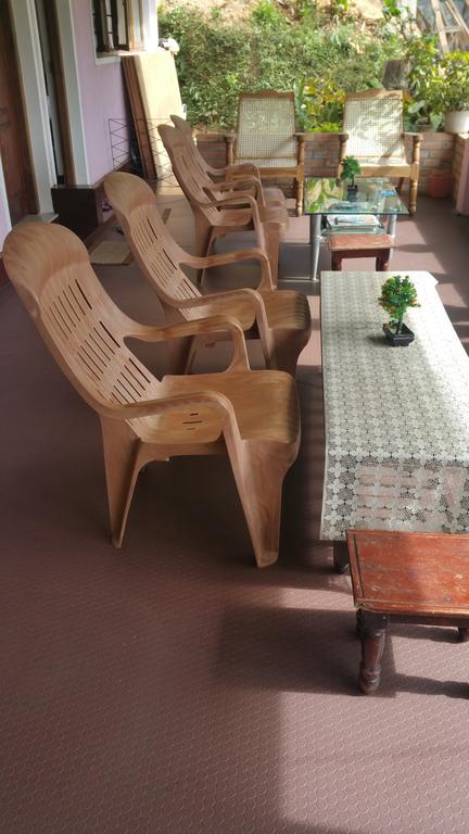 59B Rest Inn Ела Екстериор снимка